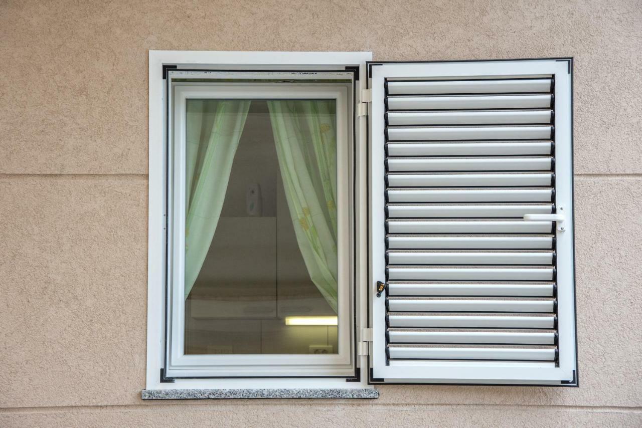 Vito Apartment Novi Vinodolski Exterior photo